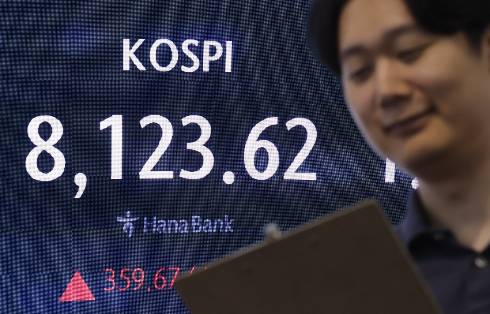 외국인 반도체주 20조 매도에도 삼성전자·SK하이닉스 레버리지는 단타